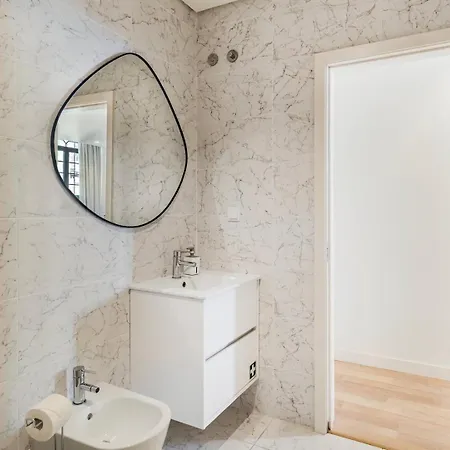 Guestready - A Secret Passage In Apartment Porto